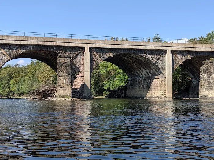 WaterSide Campground & RV Park Picture 7