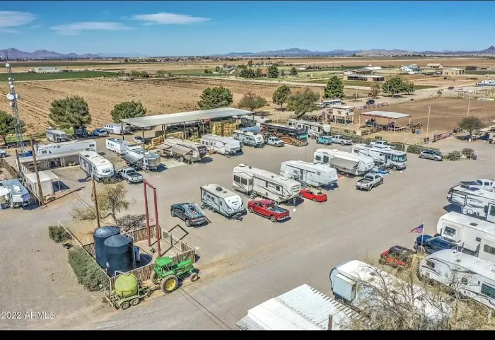 Lonestar RV Park Picture 2