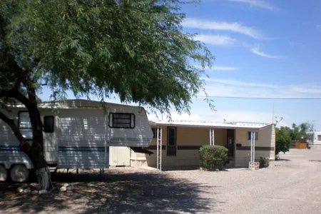 Frontier MHC ( formally Eloy Mobile Home Park ) Picture 7