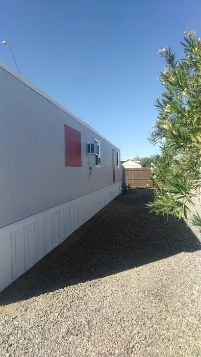 Frontier MHC ( formally Eloy Mobile Home Park ) Picture 8