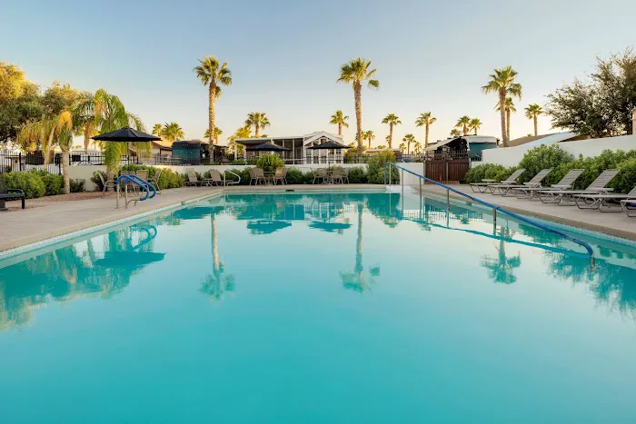 Palm Creek Resort & Residences Picture 1