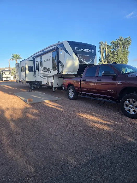 Las Colinas Motor Home-RV Resort Picture 7