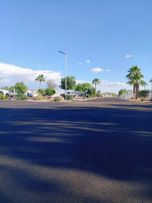 Casa Linda Mobile Home Park (formerly Las Casitas) Picture 2