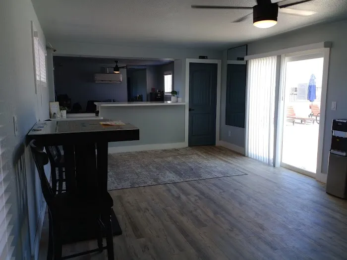 Casa Linda Mobile Home Park (formerly Las Casitas) Picture 8