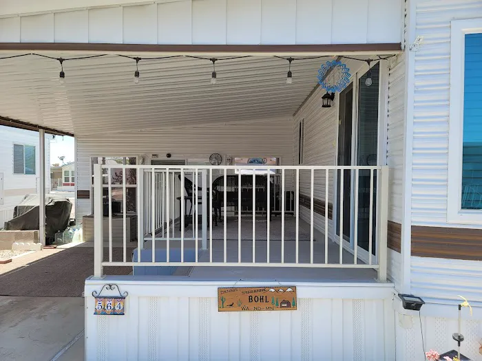 Safari Mobile Home RV Park Picture 3