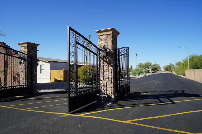 Winchester MH 55+ Community Picture 9