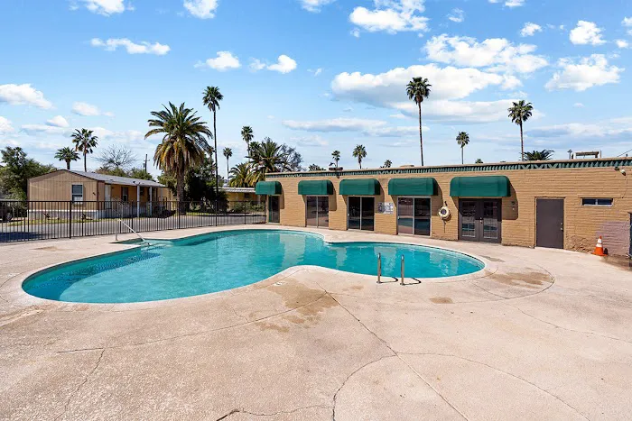 Acacia Gardens Picture 2