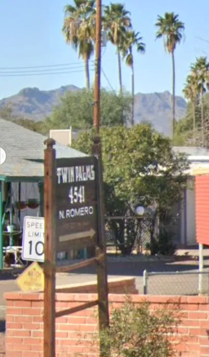 Twin Palms Mobile Home Park Picture 9