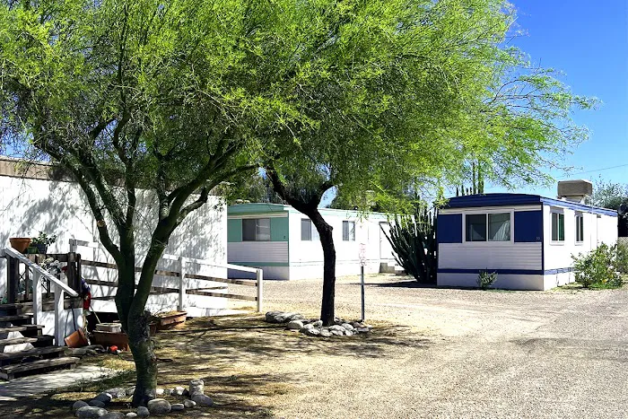 Desert Sun Mobile Home Park Picture 4