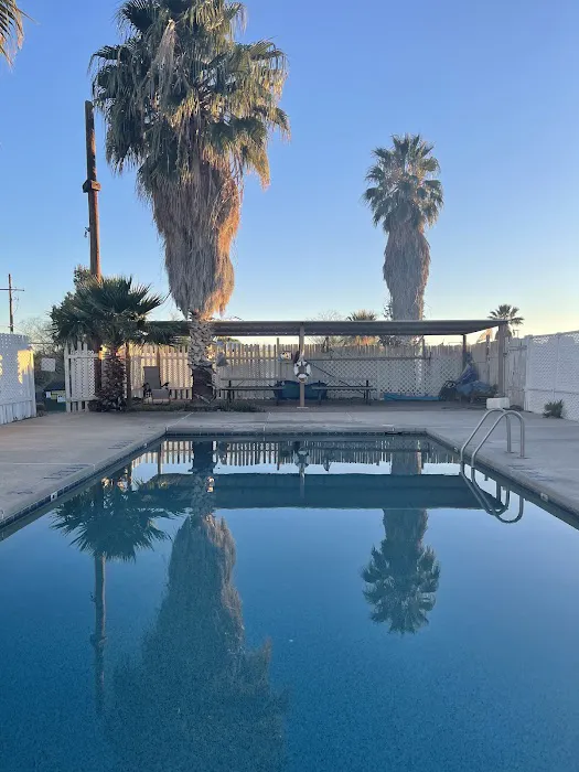 Desert Trails RV Park Picture 1