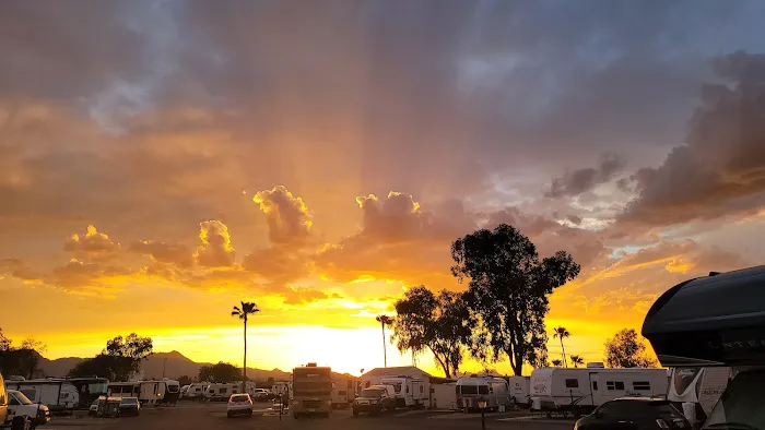 Prince of Tucson RV Park Picture 4