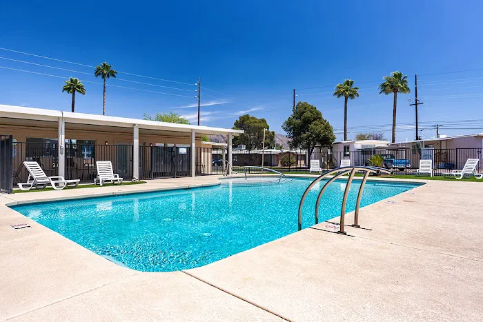 Carousel Ranch Picture 2