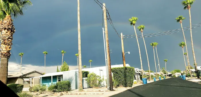 Friendly Village - Catalinas Picture 4