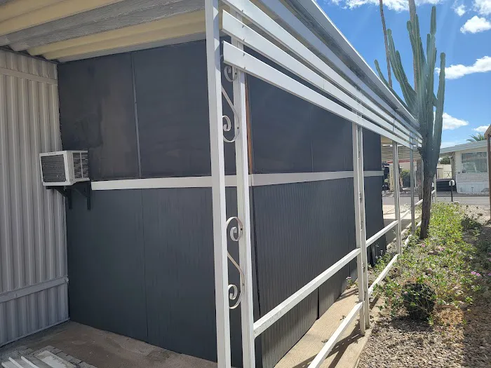 Friendly Village - Catalinas Picture 7