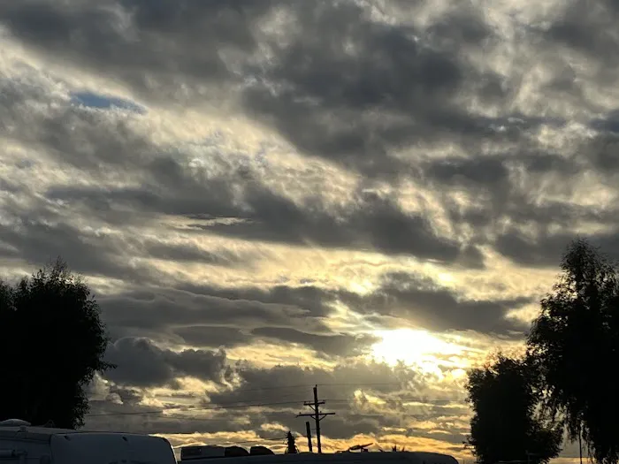 Wishing Well Trailer Court/Wishing Well RV Park Picture 9