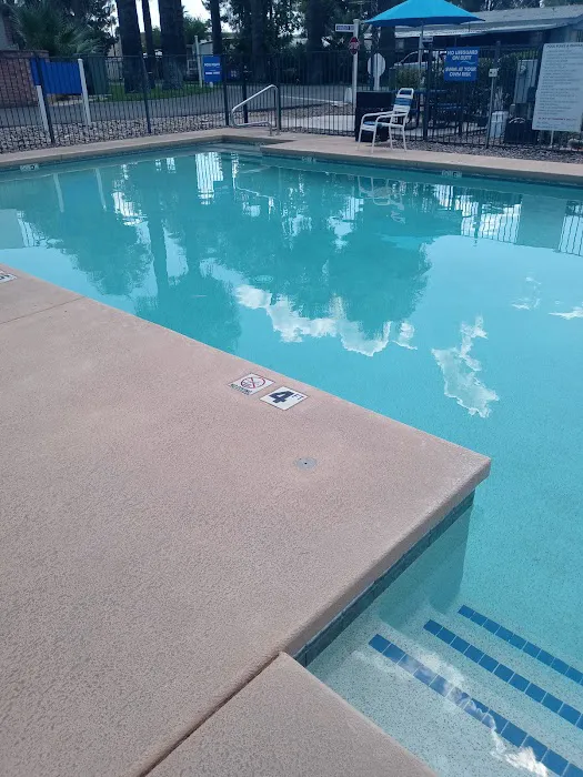 Crescent Manor Manufactured Home Community Picture 1