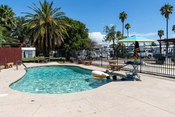 Woodys Roundup Resort Picture 1