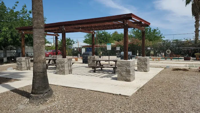 Woodys Roundup Resort Picture 4