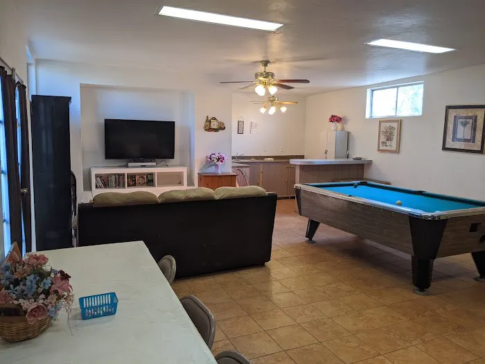 Vista del Rey Mobile Home and RV Park 55+ Picture 4