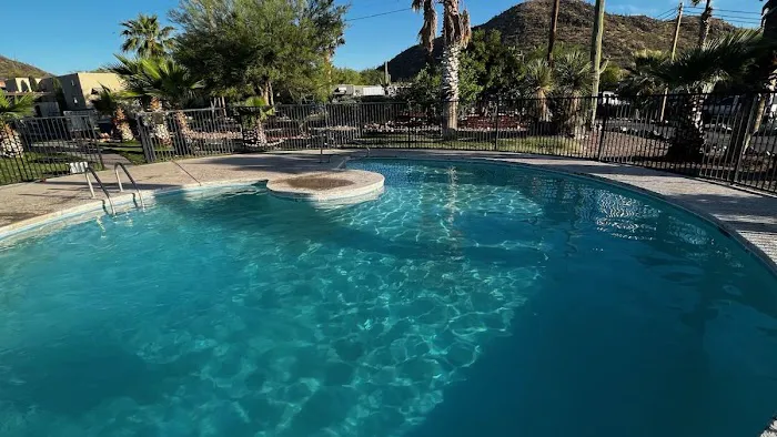 Cactus Gardens Mobile Home Community Picture 3