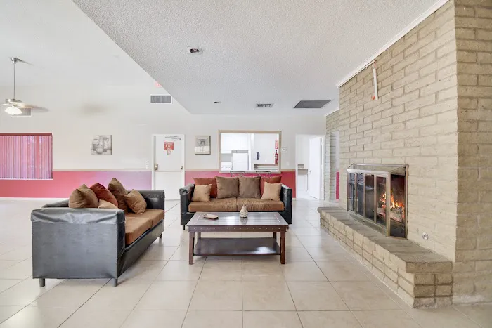 Silverlake Estates Picture 6