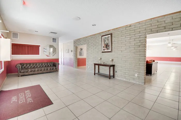 Silverlake Estates Picture 5
