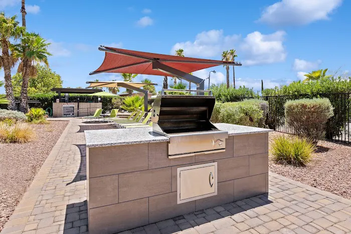 Verde Plaza Mobile Home Park Picture 4