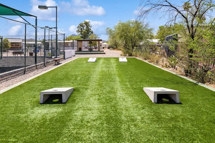 Verde Plaza Mobile Home Park Picture 5