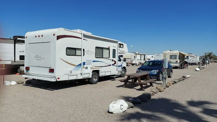 Tra-Tel Tucson RV Park Picture 4