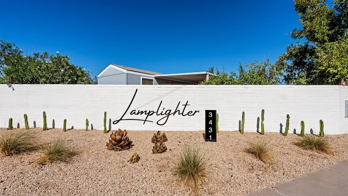 Lamplighter Picture 3