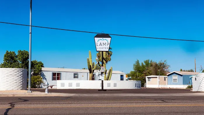 Lamplighter Picture 4