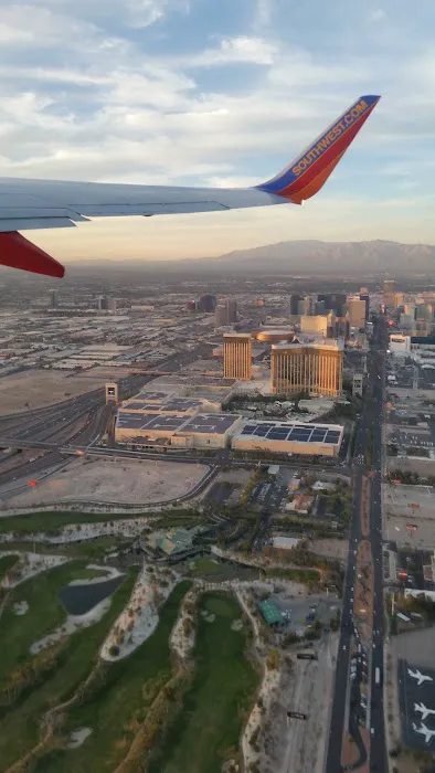 Desert Retreat MH & RV Park Picture 8