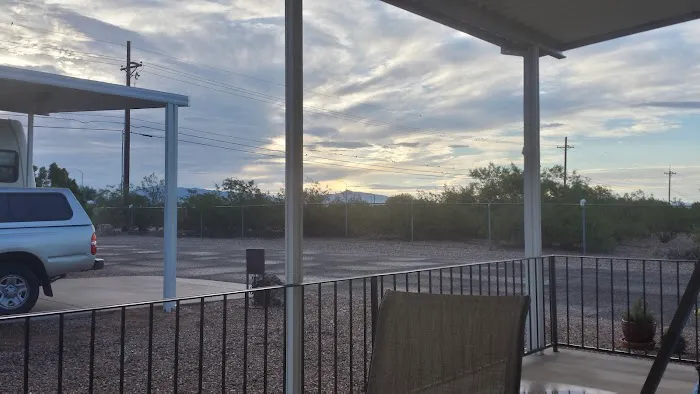 Sierra Court Picture 1