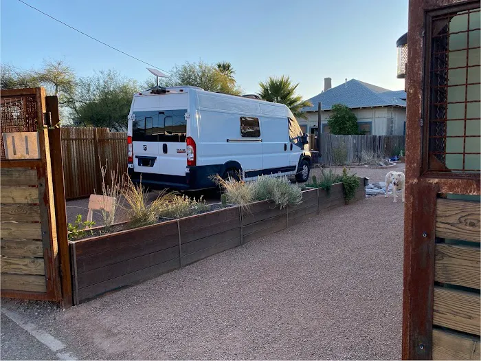 Downtown Tucson RV Spot - Book on AirBnB / Vanly Picture 3