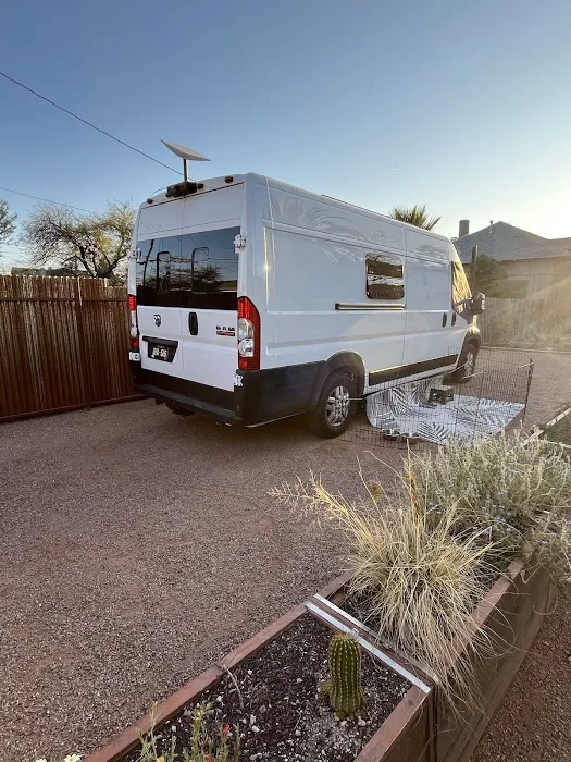 Downtown Tucson RV Spot - Book on AirBnB / Vanly Picture 5
