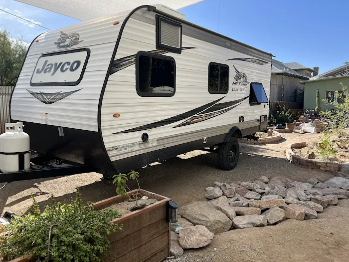Downtown Tucson RV Spot - Book on AirBnB / Vanly Picture 2