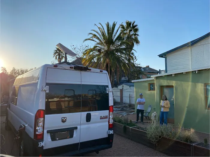 Downtown Tucson RV Spot - Book on AirBnB / Vanly Picture 6