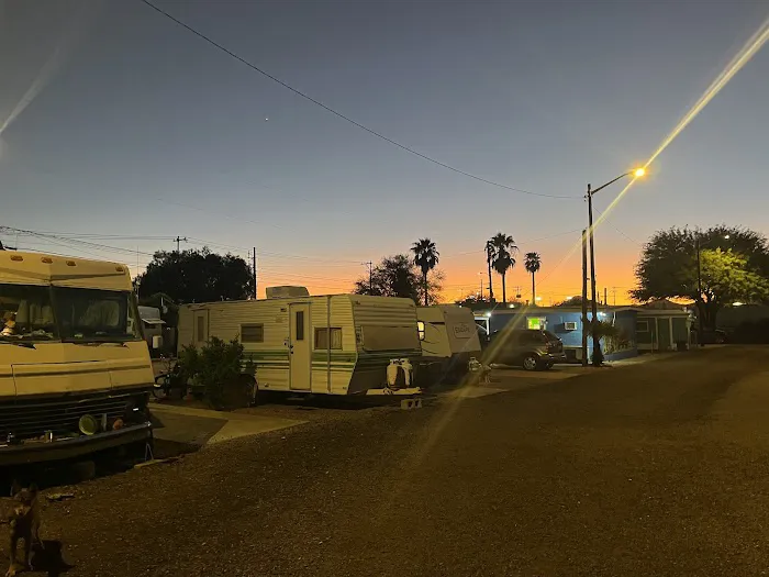 Sunshine Mile RV Park Picture 5