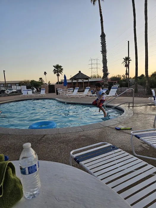 Country Club Manufactured Home Community Picture 1