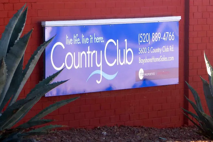 Country Club Manufactured Home Community Picture 4