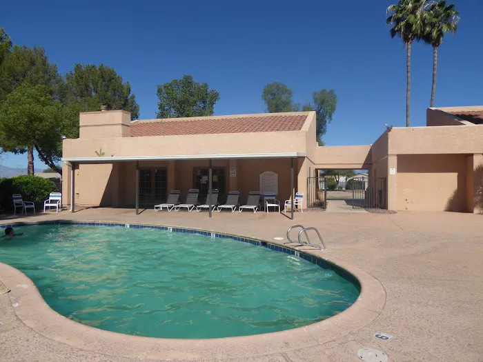 Country Club Manufactured Home Community Picture 7