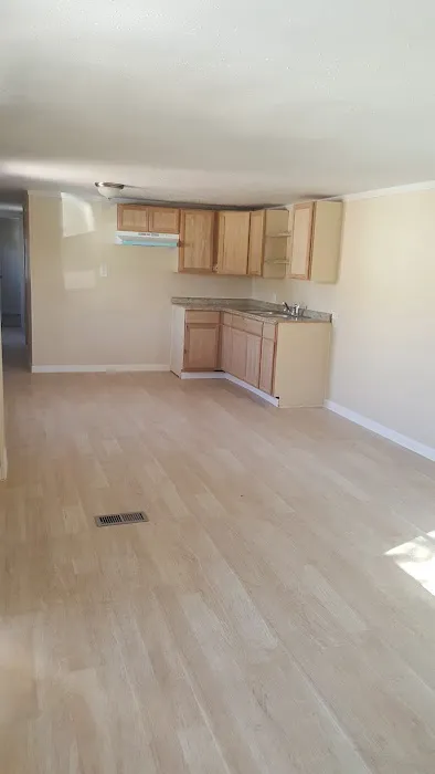 Sundance Mobile Home Park Picture 8