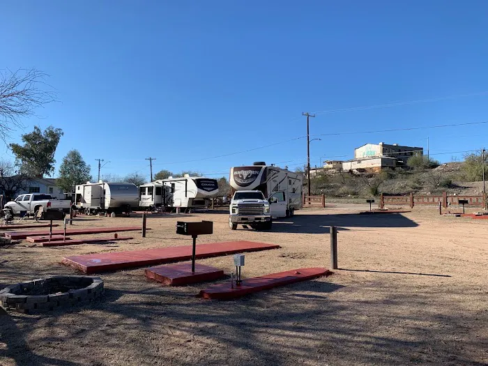 Riverbed RV Park Picture 1