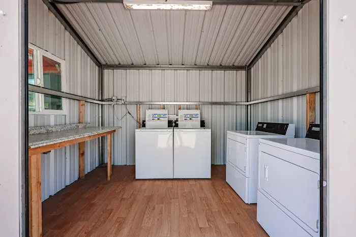 Riverbed RV Park Picture 8