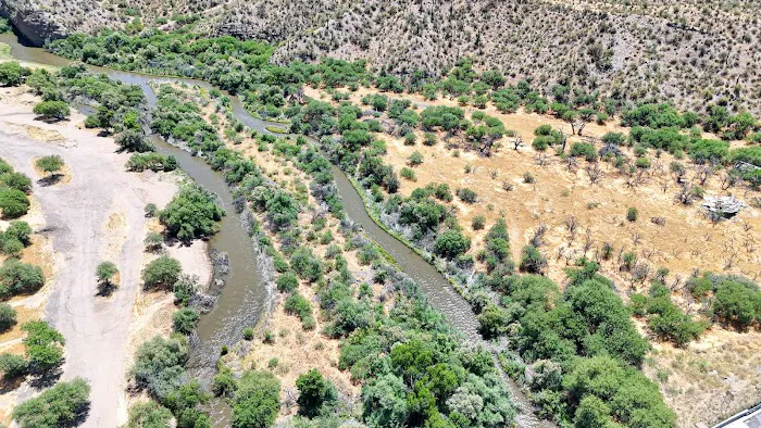 Riverbed RV Park Picture 9