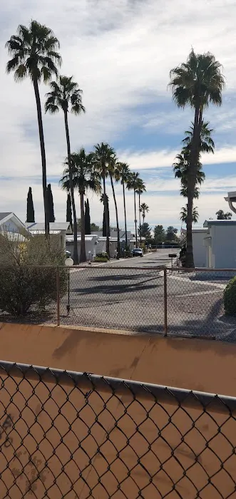 Paradise Village Mobile Estate Picture 1