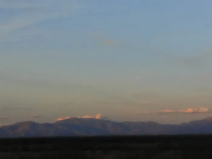 Los Arboles Mobile Home Park Picture 5