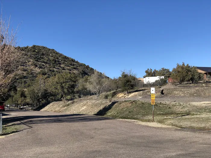 Oaks Mobile Home & RV Park Picture 2