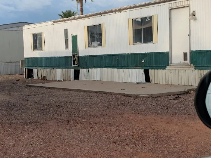 Apache Mobile Home and RV Park Picture 2