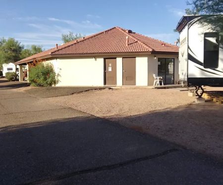 Spring Creek Inn & RV Resort